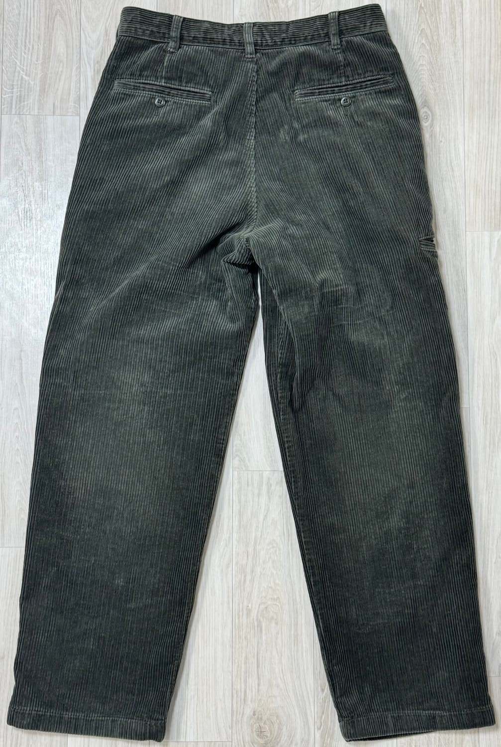 [유니클로] 유니클로U 코듀로이 와이드피트 워크팬츠 올리브 상품이미지7