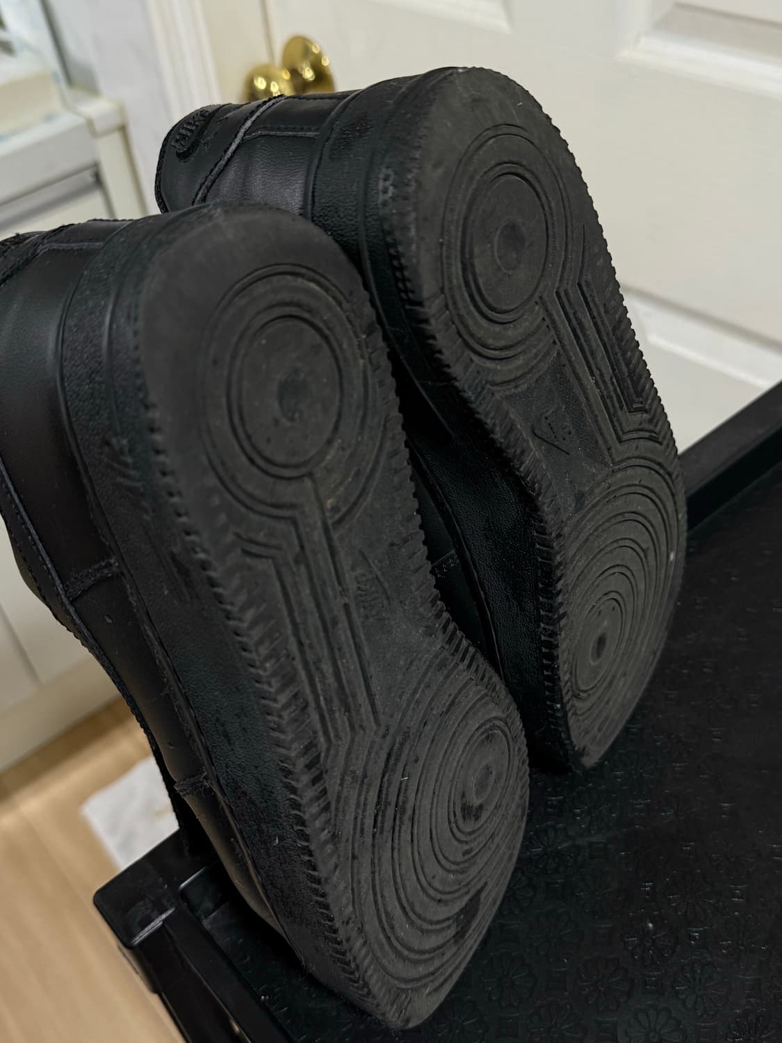 [265] 나이키 에어포스 1 07 로우 트리플 블랙 상품이미지7