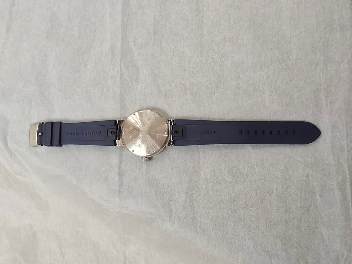 루이비통 땅부르 시계 판매합니다 39mm
다크 브라운 다이얼 상품이미지5