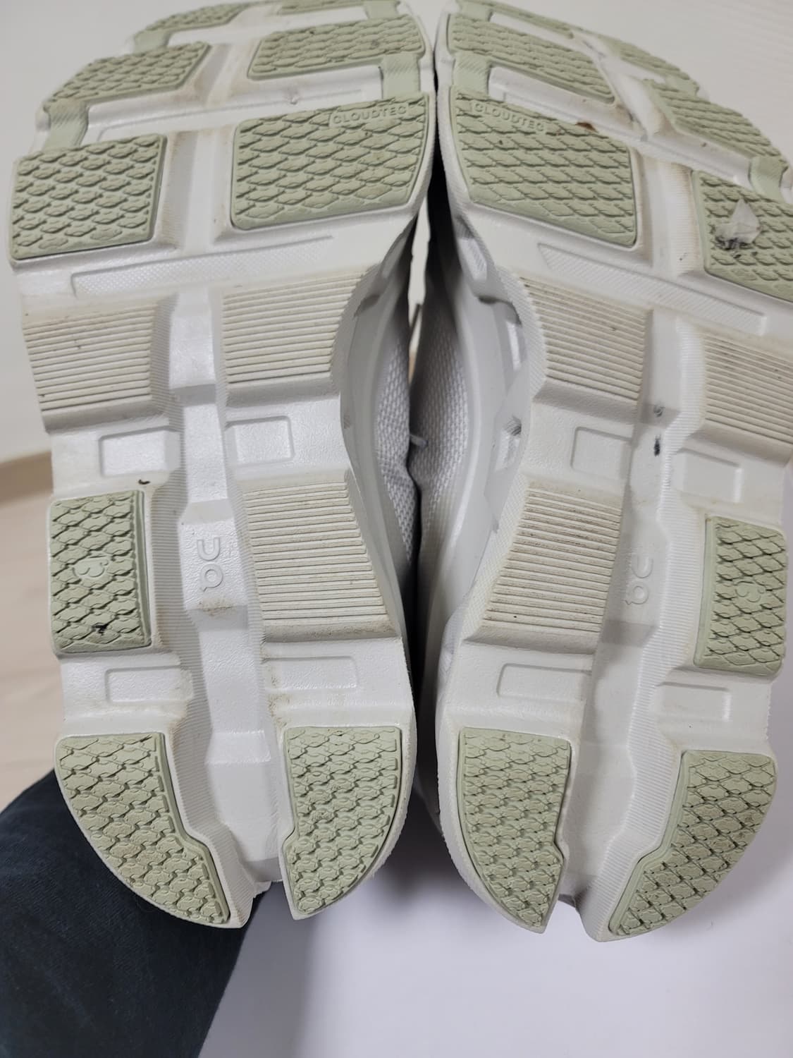 [M265] 온러닝x파프PAF 클라우드몬스터2 문더스트 #260270 상품이미지7