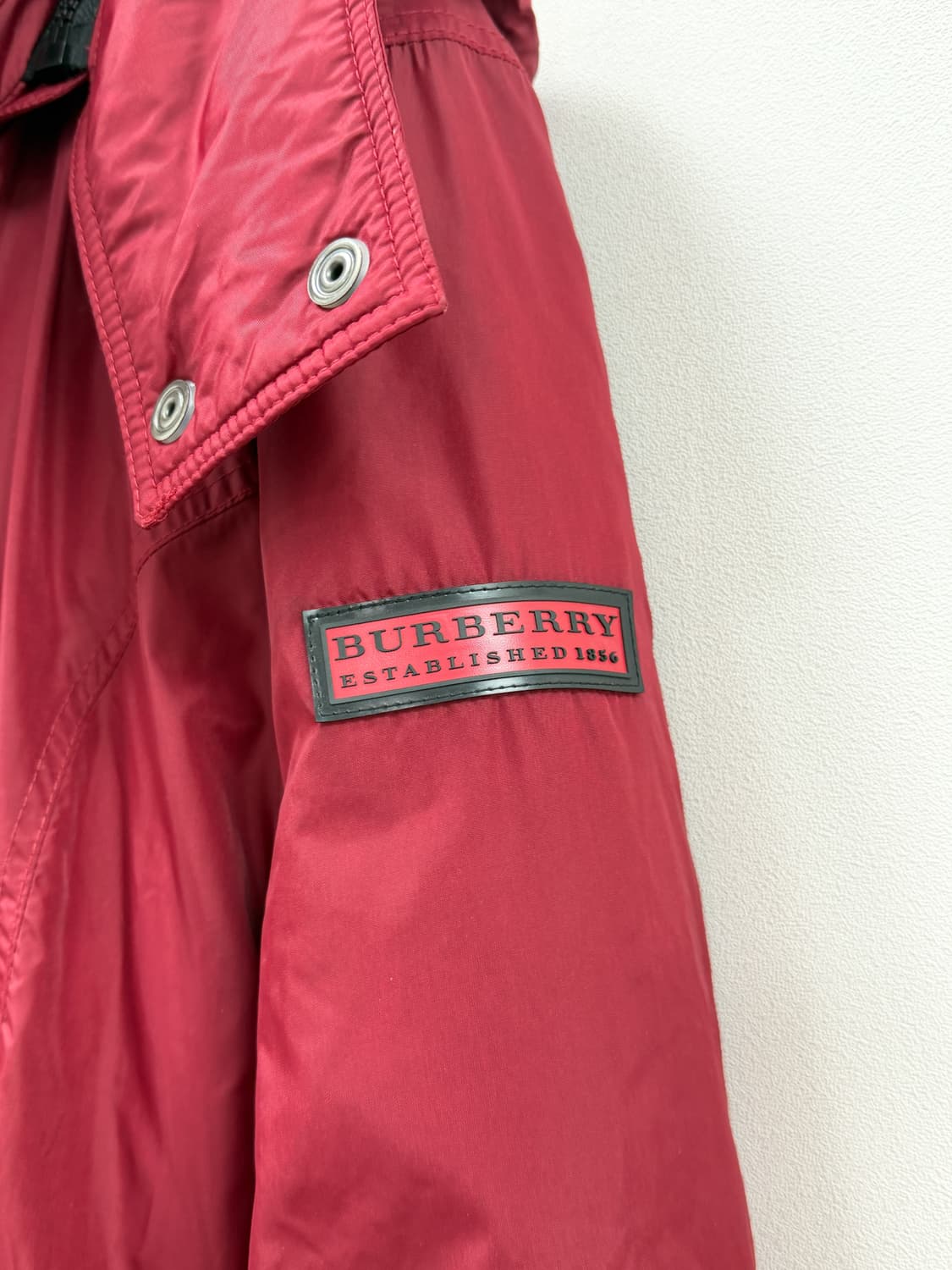 버버리 벨티드 후드 패딩 자켓 상품이미지3