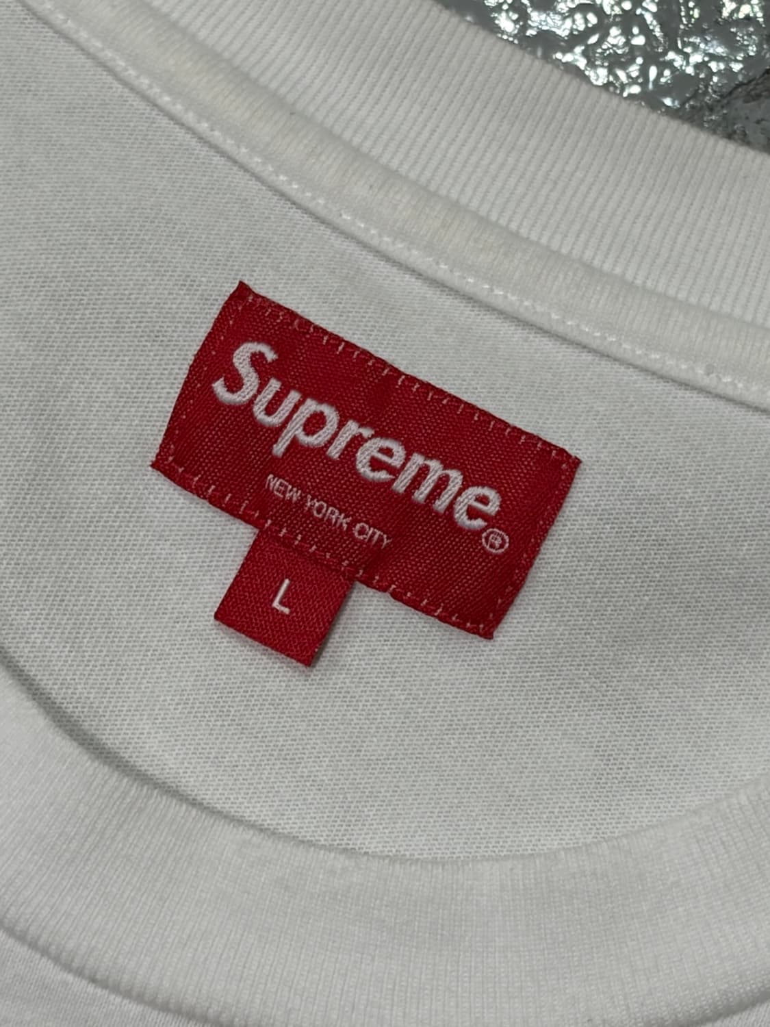 23SS 슈프림(Supreme) 셔닐 크레스트 숏슬리브 탑 화이트 상품이미지4