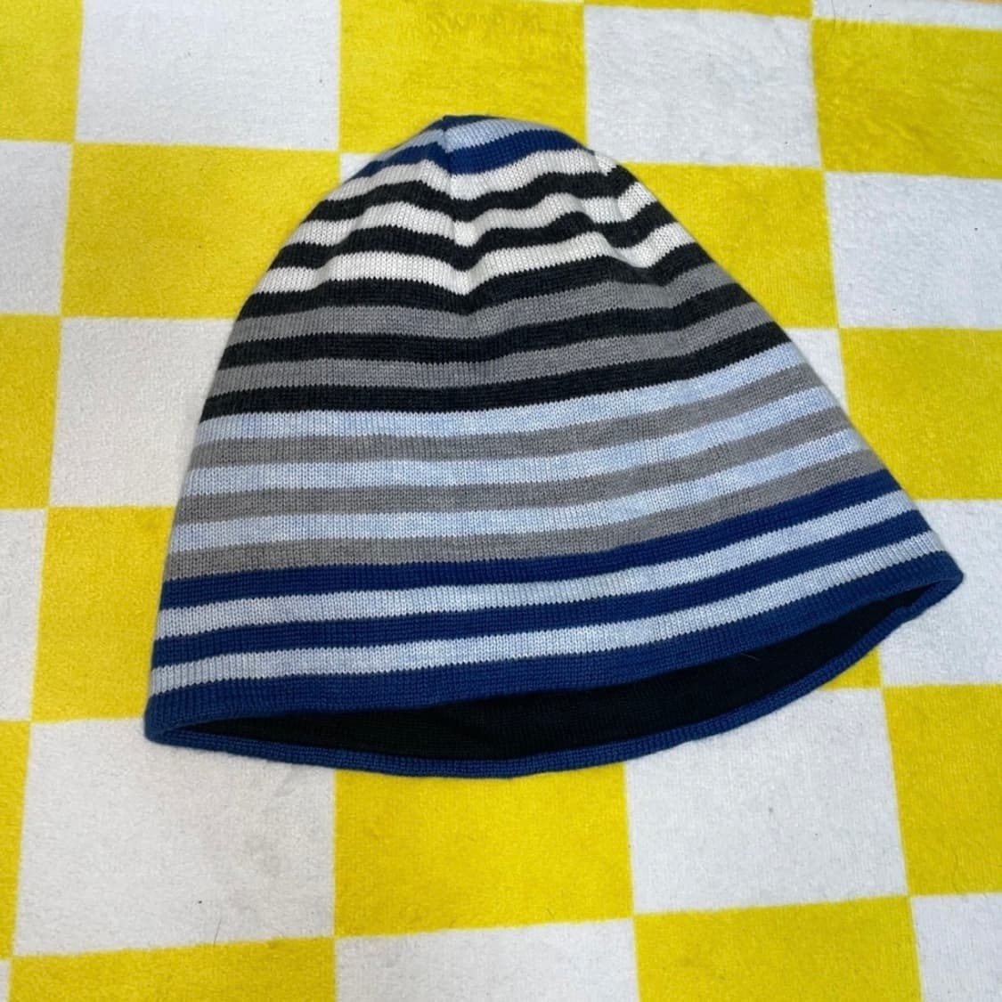 착샷o) 버버리 블랙라벨 리버시블 울 비니 상품이미지2