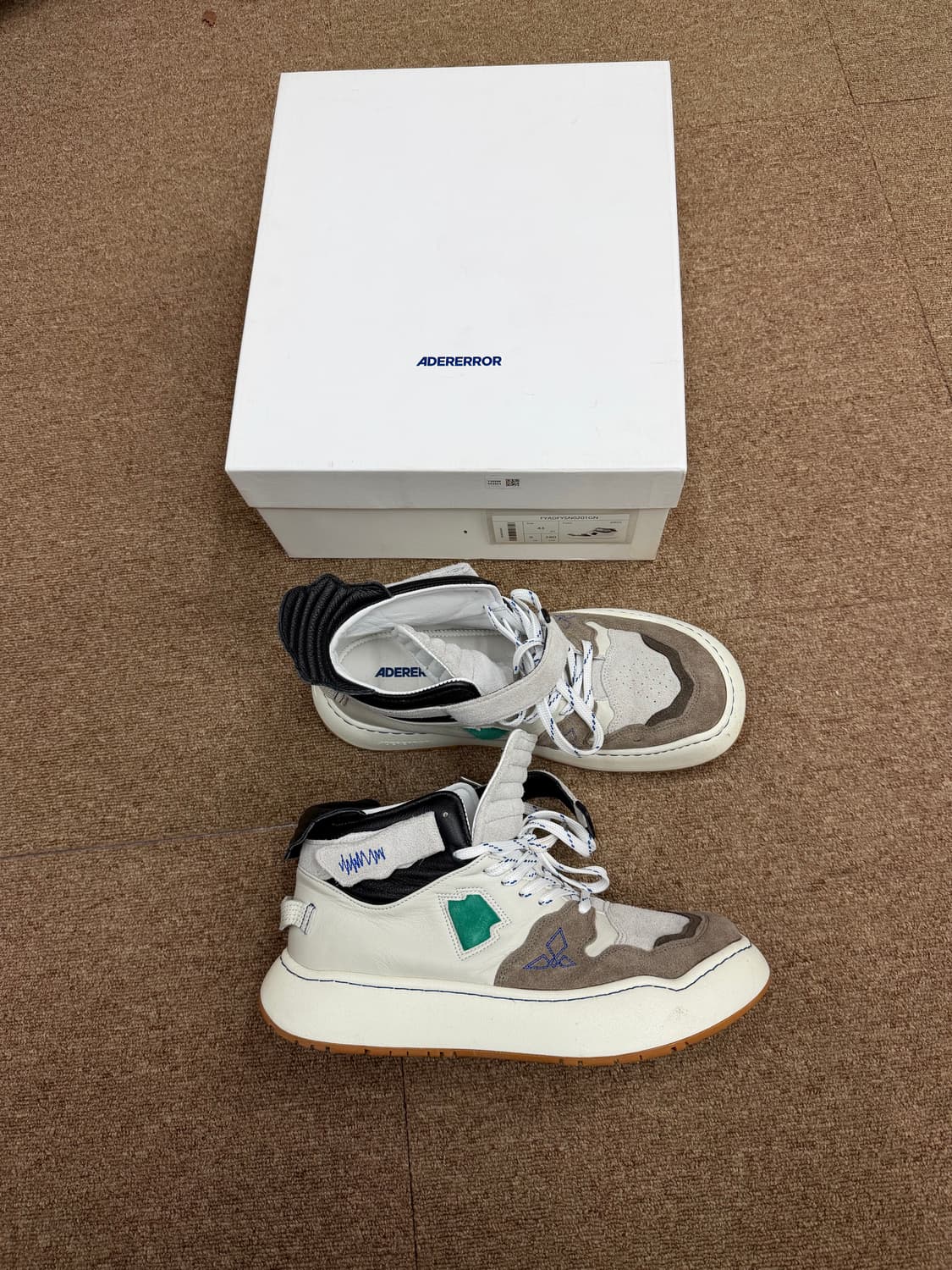 아더에러 로그 칼리프 그린 280사이즈 팝니다 상품이미지1