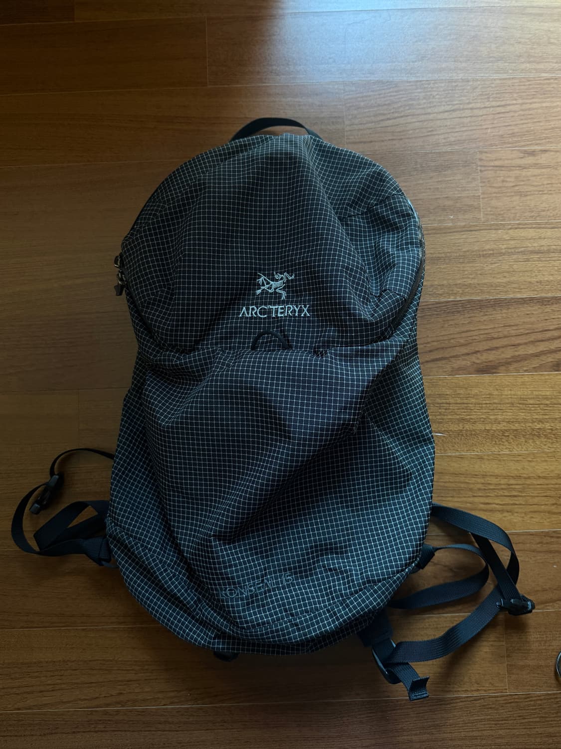 아크테릭스 컨실 15 백팩 블랙 상품이미지2