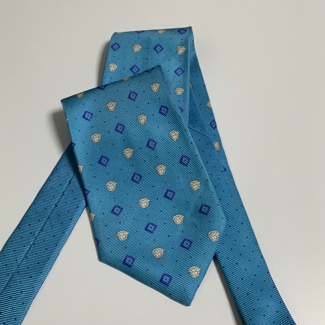 베르사체(VERSACE) 모노그램 명품 정장넥타이 A+등급 9.3cm 상품이미지8