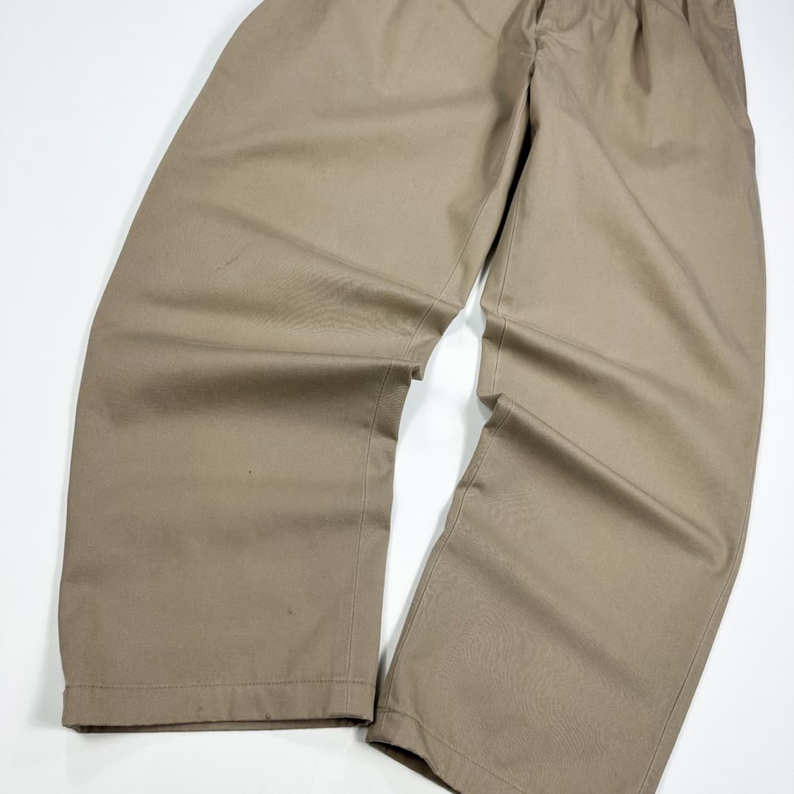 34 폴로 랄프로렌 클래식 와이드핏 투턱 치노팬츠 베이지 상품이미지5