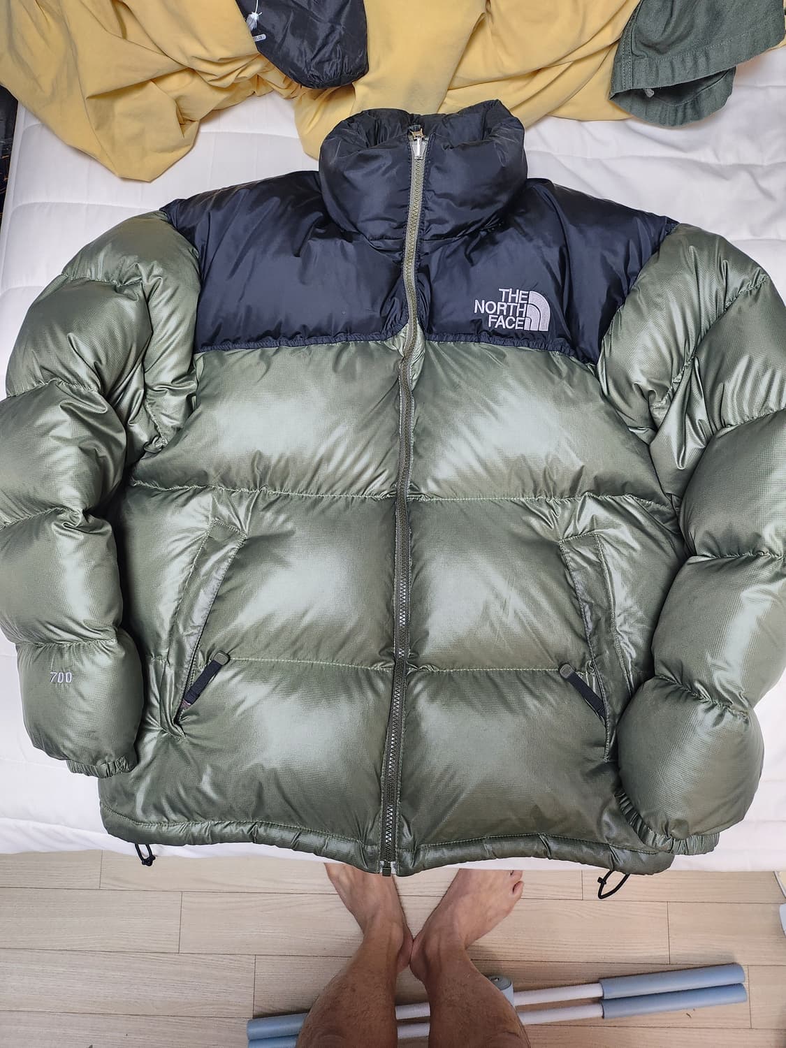 노스페이스 눕시 700 패딩 카키 105 새상품급 상품이미지1