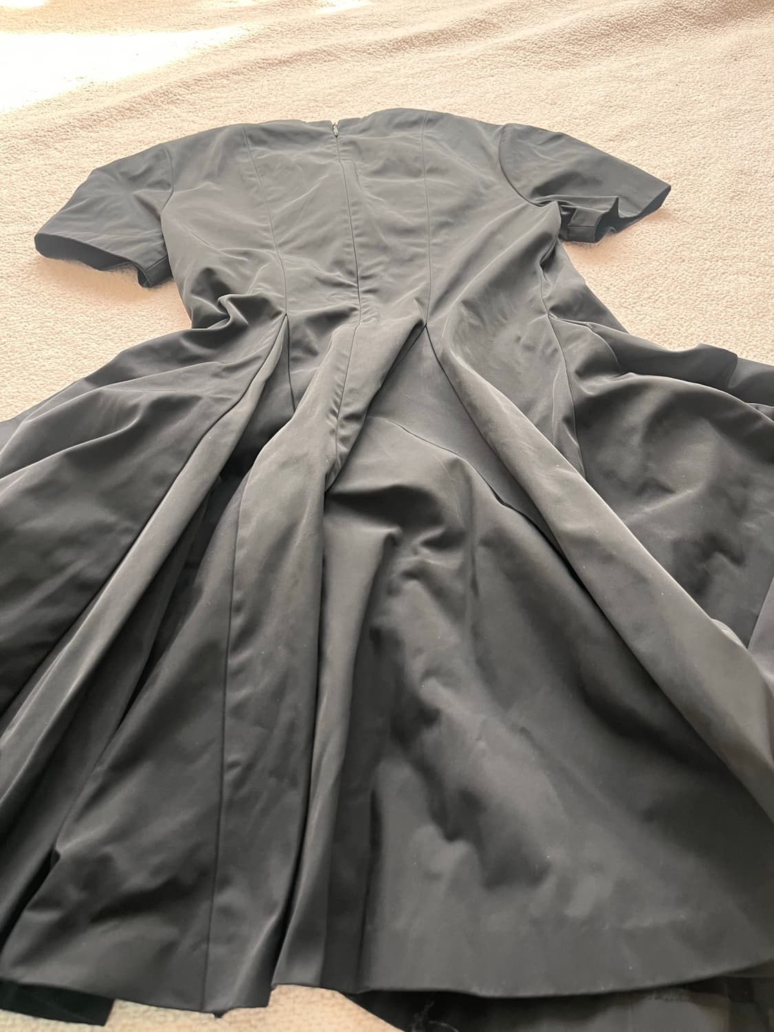 모조에스핀 블랙원피스 상품이미지9