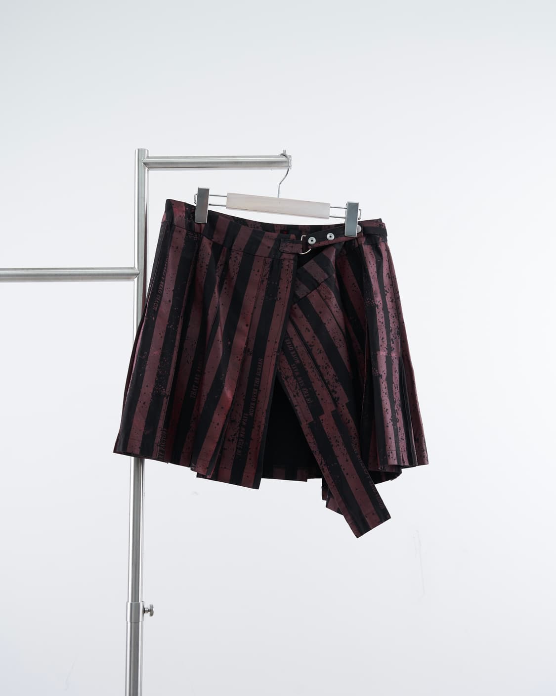 h.NAOTO 펑크 버튼 랩 스커트 상품이미지1