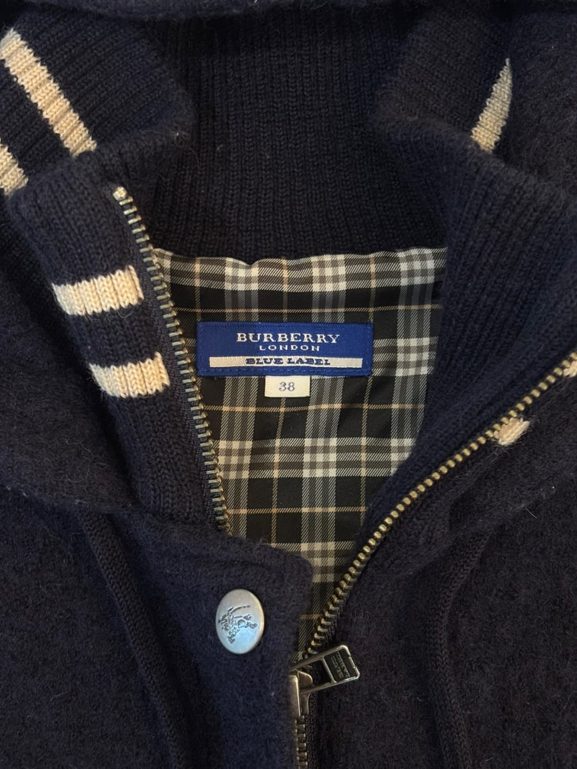 Burberry Hood Wool Varsity Jacket 상품이미지5