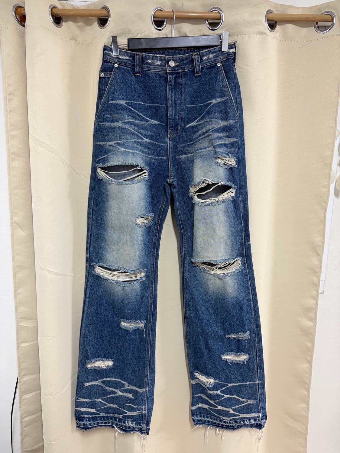 [M] 레씨토 캣 워싱 플레어 데님 팬츠 상품이미지2