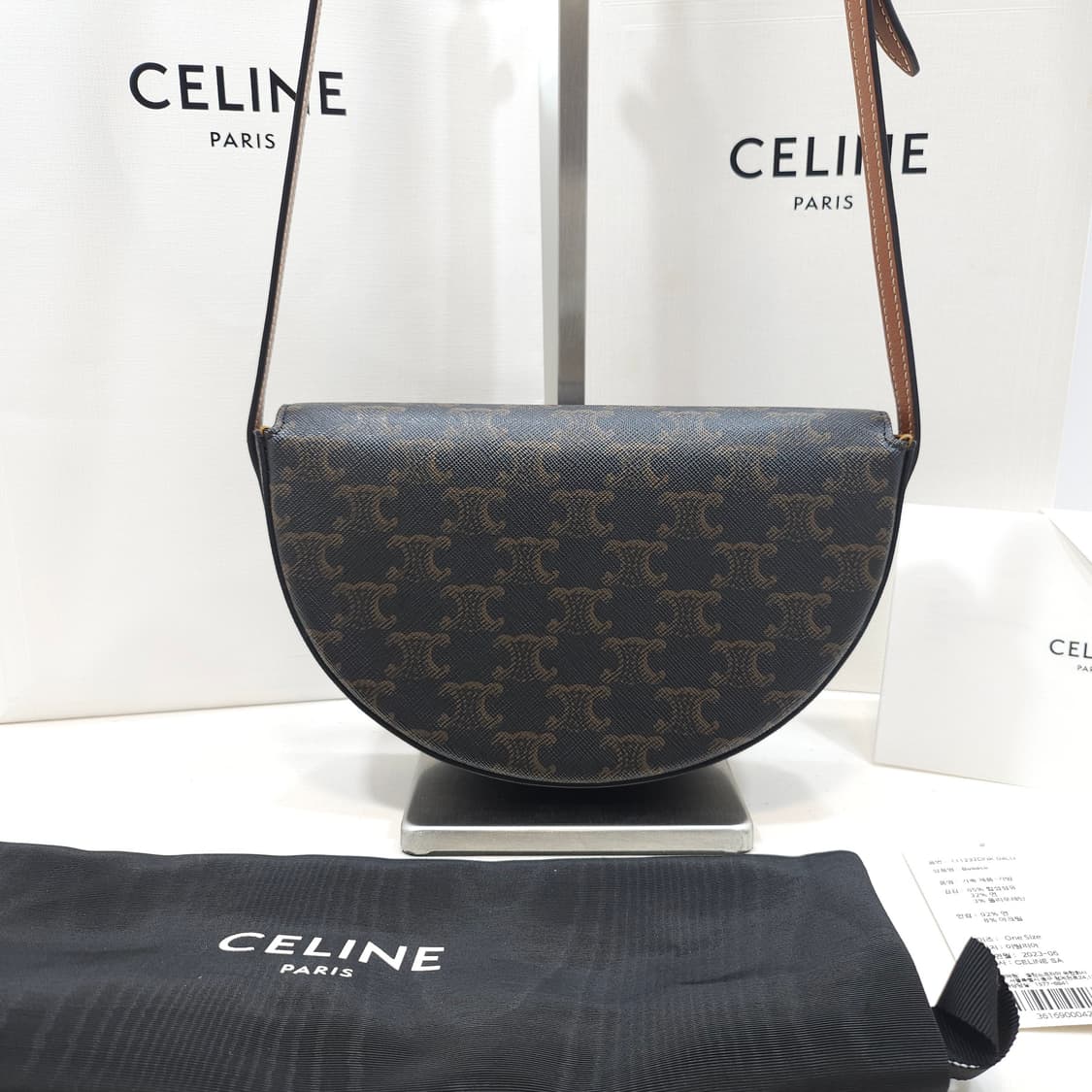 [정품] 셀린느 퀴르 트리옹프 베사체 반달 백 상품이미지4