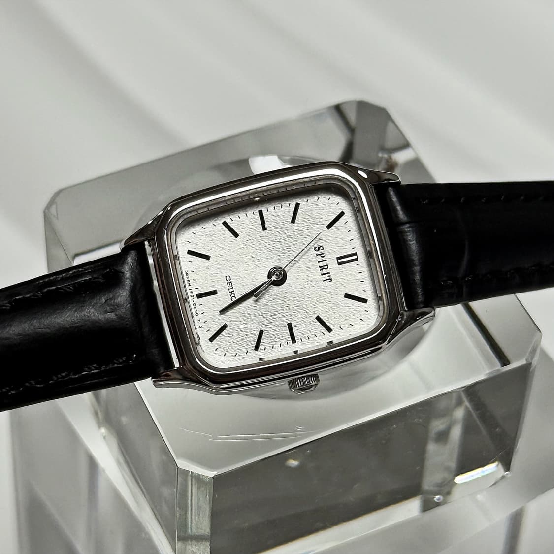 90s 빈티지 세이코 스피릿 실버 쿠션 스퀘어 워치 상품이미지7