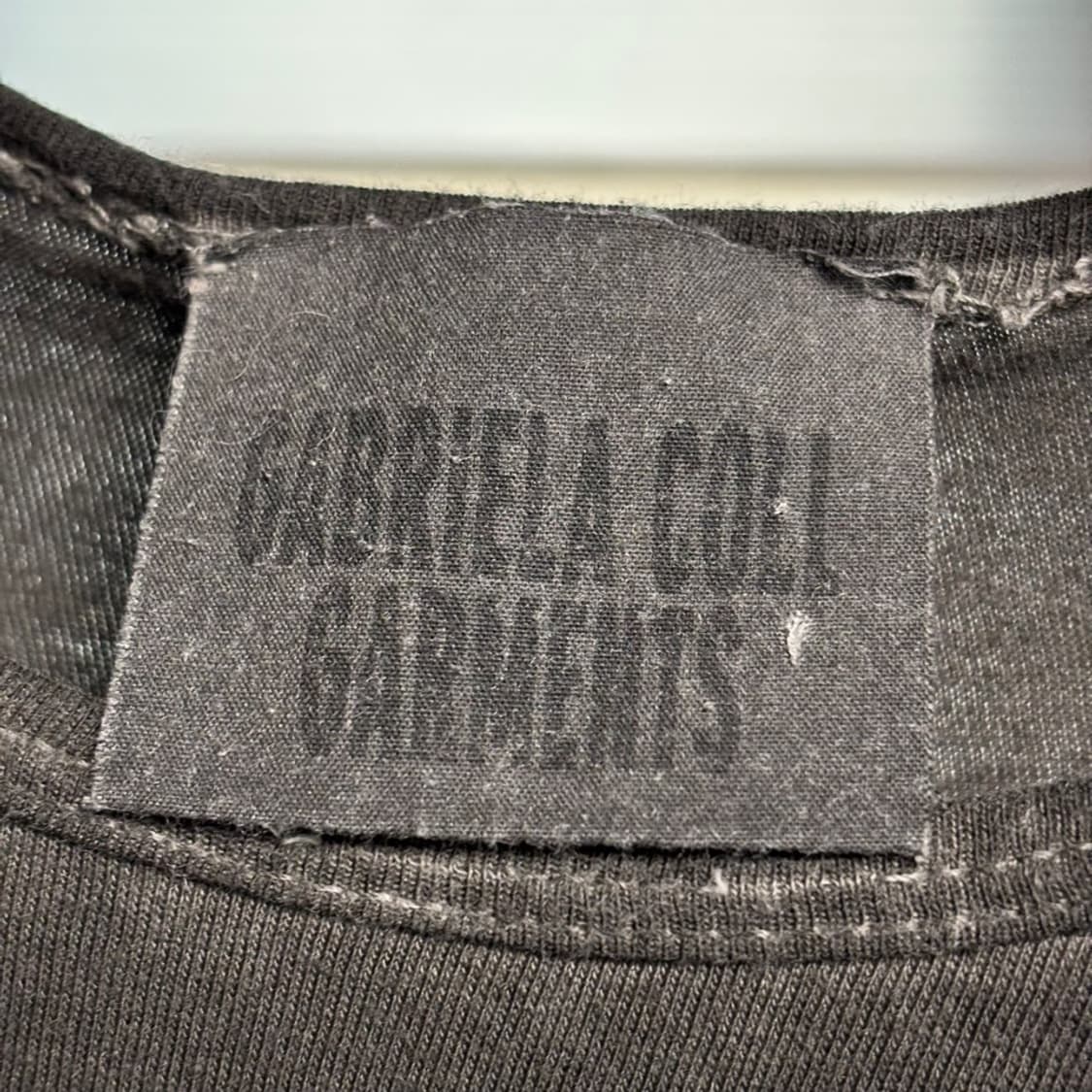 3) 가브리엘라 콜 가먼츠 다잉 슬리브리스 상품이미지4