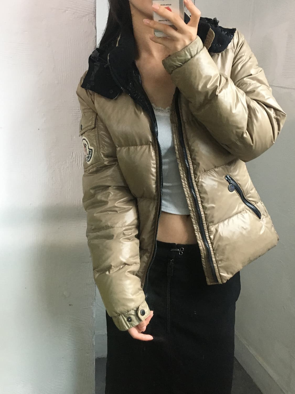 Moncler 몽클레어 베이지컬러 덕다운 패딩 자켓 상품이미지2