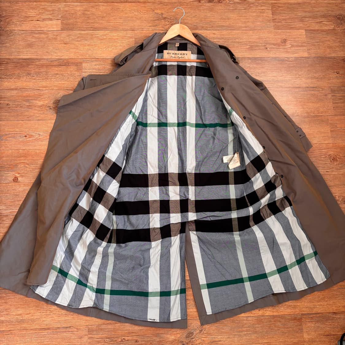 버버리 잉글랜드 켄싱턴 헤리티지 코트 트렌치 4 사이즈  상품이미지2