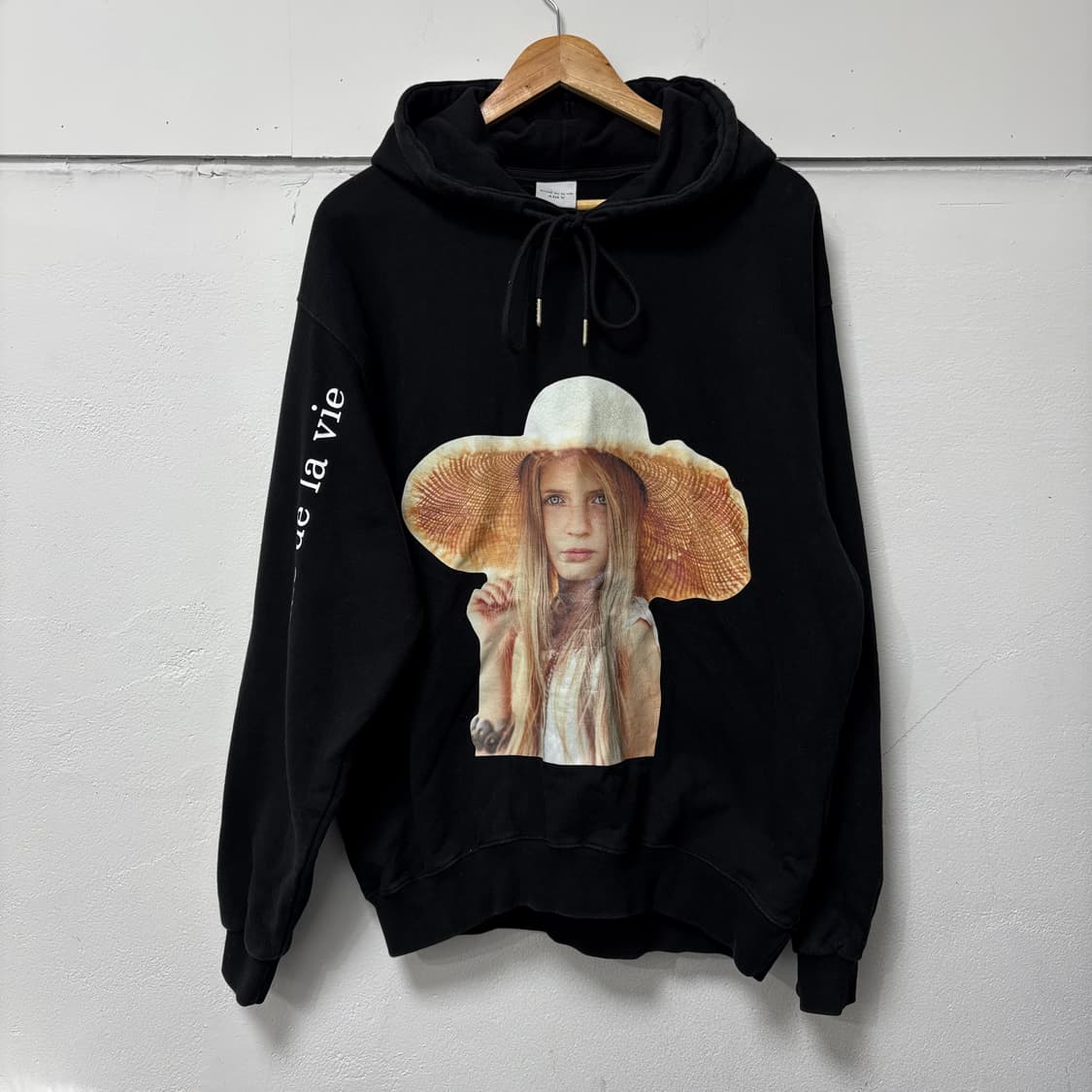 아크메드라비 블랙 프린팅 후드티 상품이미지1