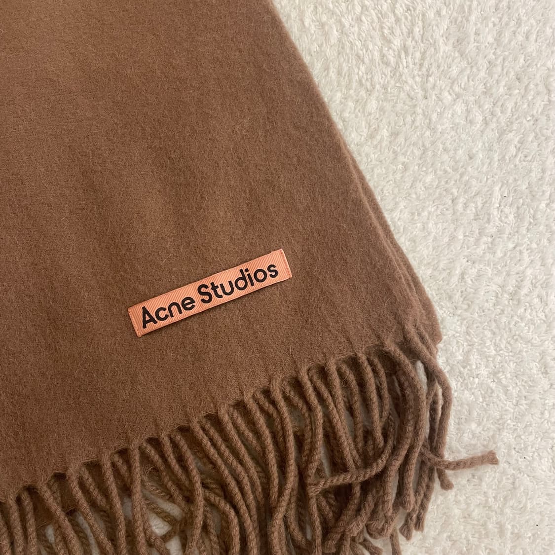 아크네스튜디오 브라운머플러 상품이미지1