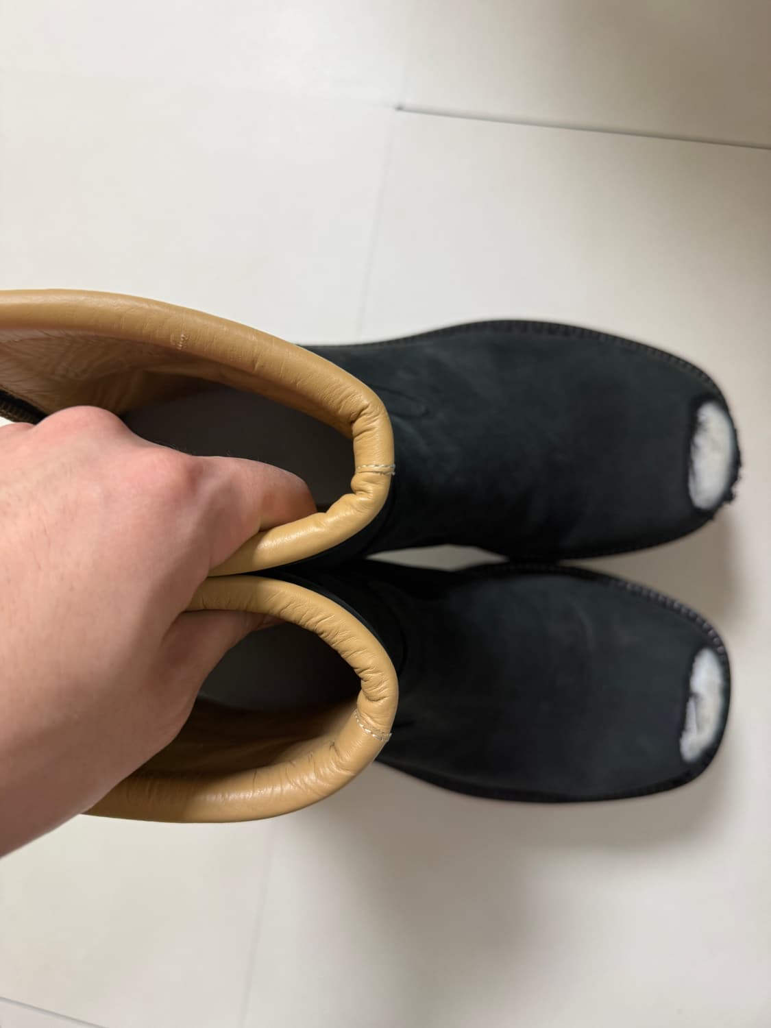 MM6 메종 마르지엘라 디스트레스 토 앵클 부츠 상품이미지4