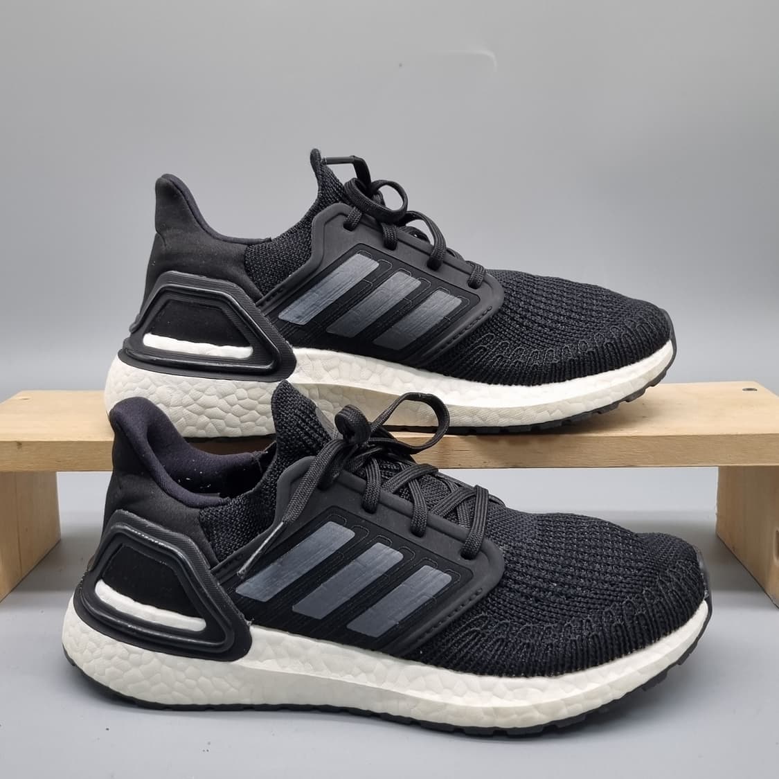 아디다스 울트라부스트20 여성운동화235  상품이미지1