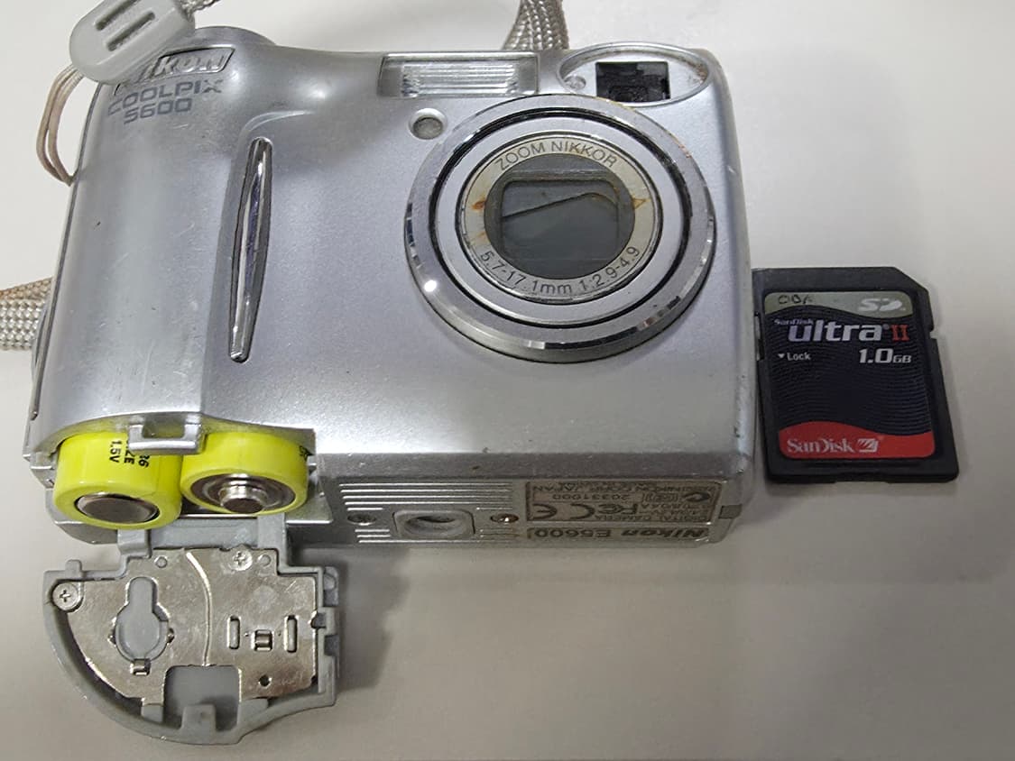 니콘 쿨픽스 5600 빈티지 디지털카메라 상품이미지8