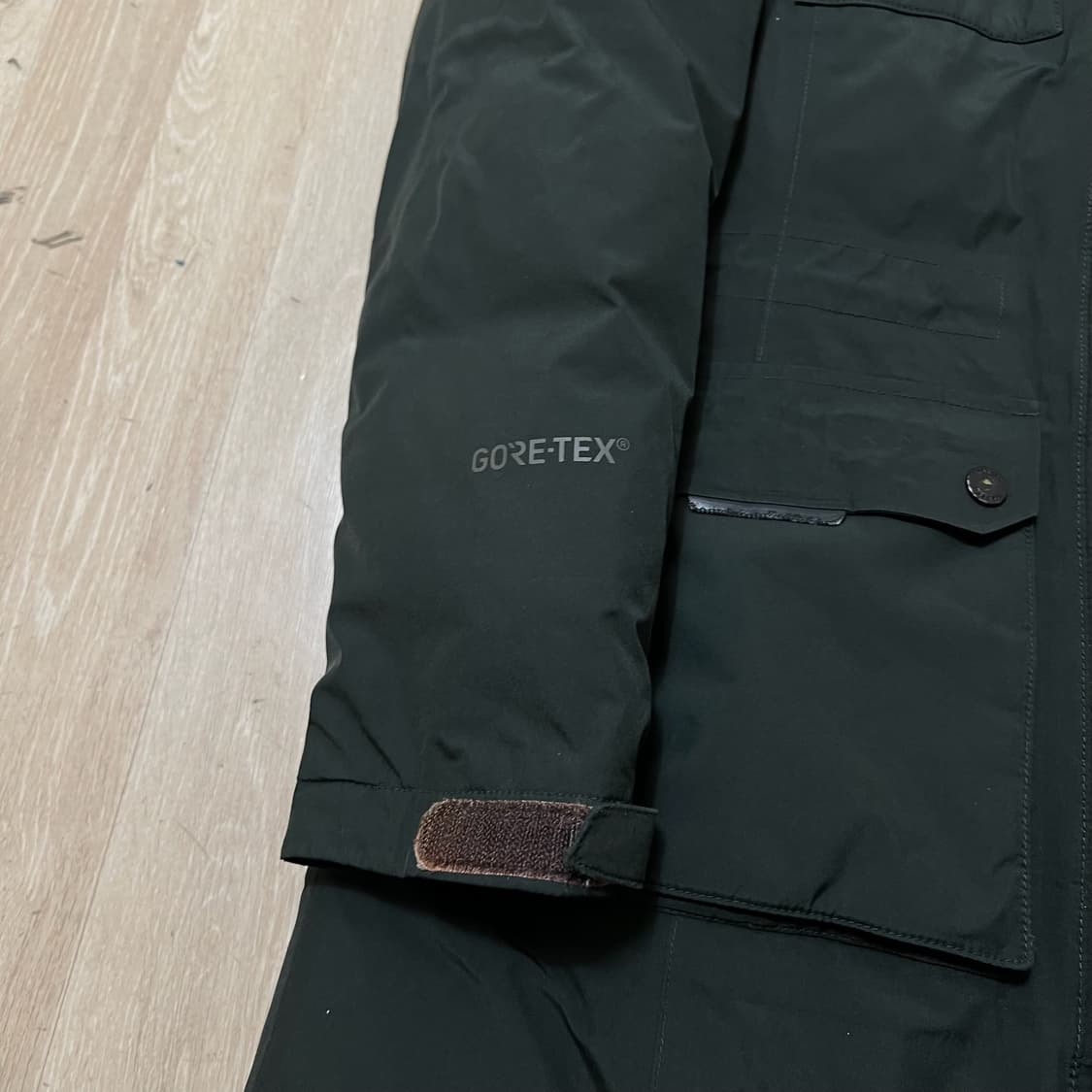 트랙스타 덕다운 고어텍스 후드 롱패딩 S/90  상품이미지5