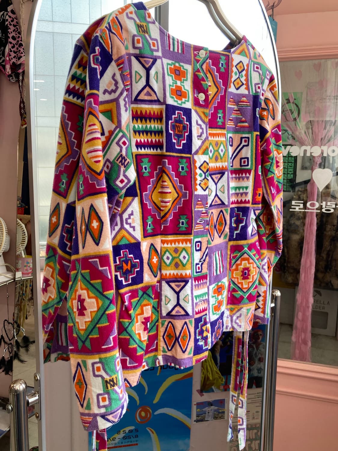 그래픽 패턴 롱슬리브 버튼 블라우스  상품이미지6