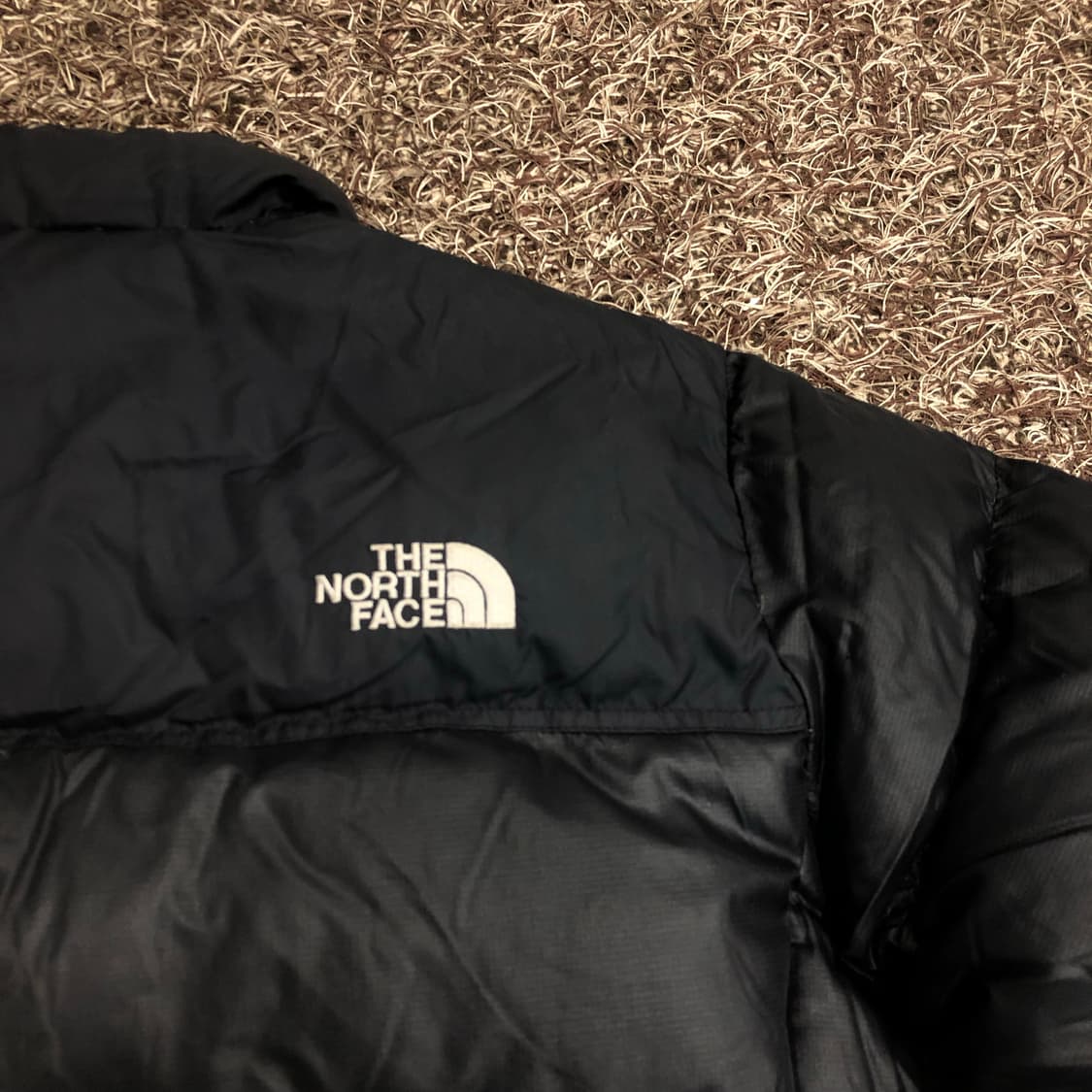 노스페이스 눕시700 구스다운 블랙 패딩 상품이미지4