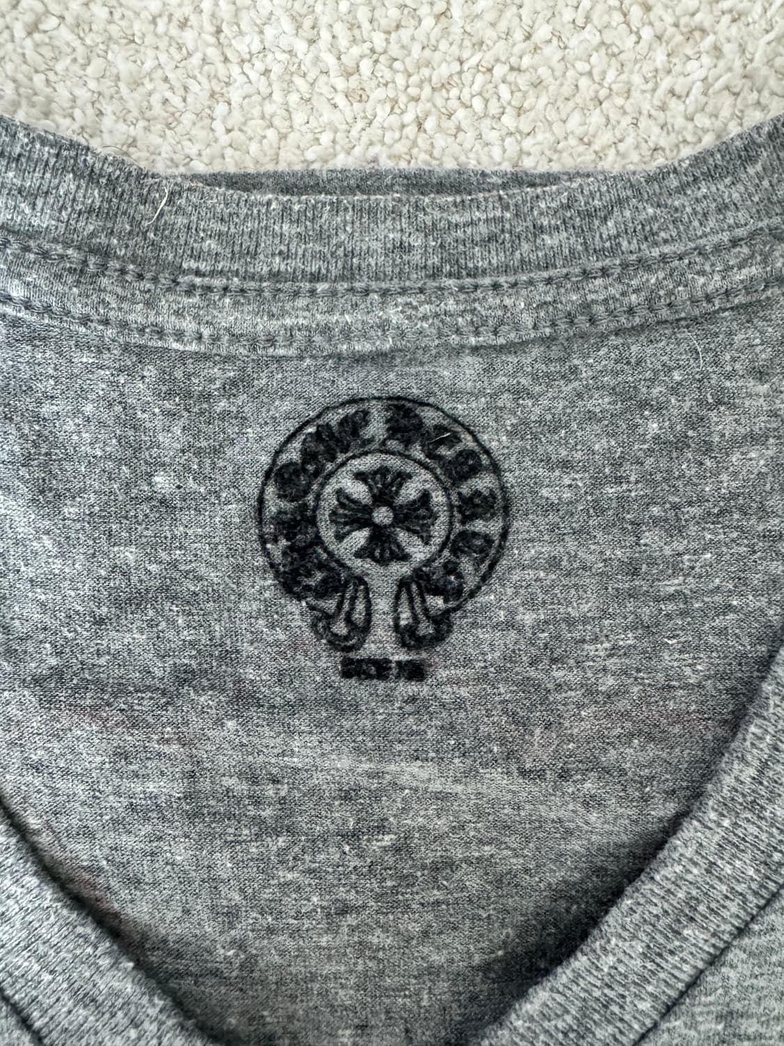 Chrome Hearts V-neck T shirt 크롬하츠브이넥티셔츠 상품이미지4