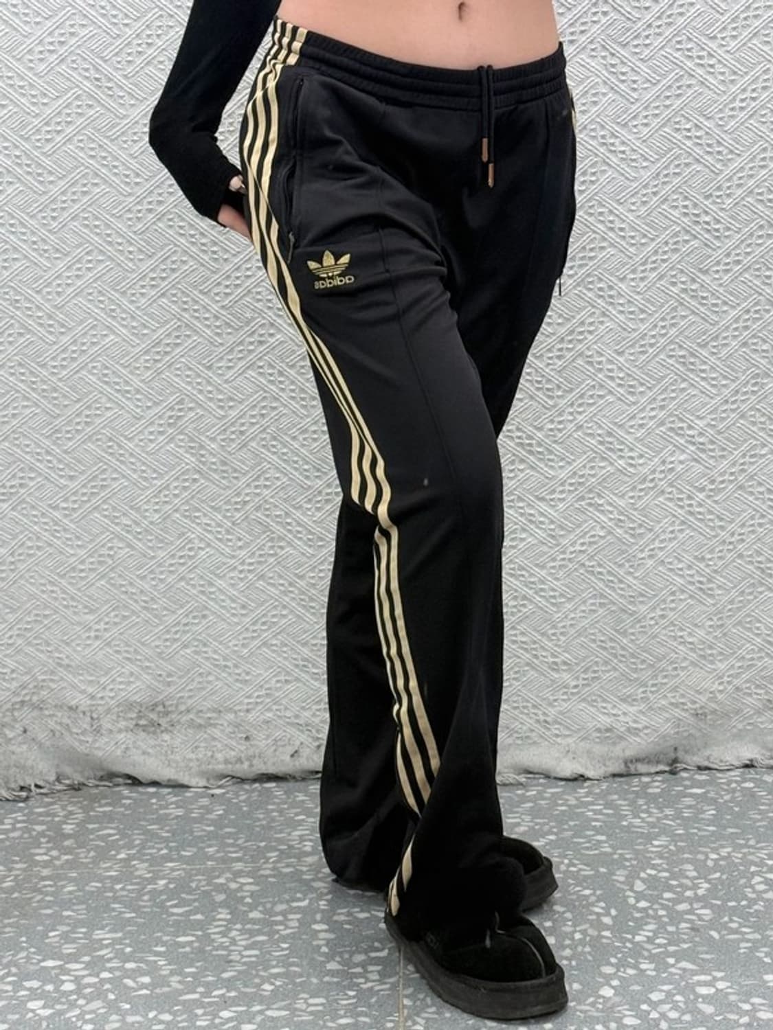 아디다스 흑탭 Y2K 유로파 대장핏 검골 트랙팬츠 95 C08505 상품이미지2
