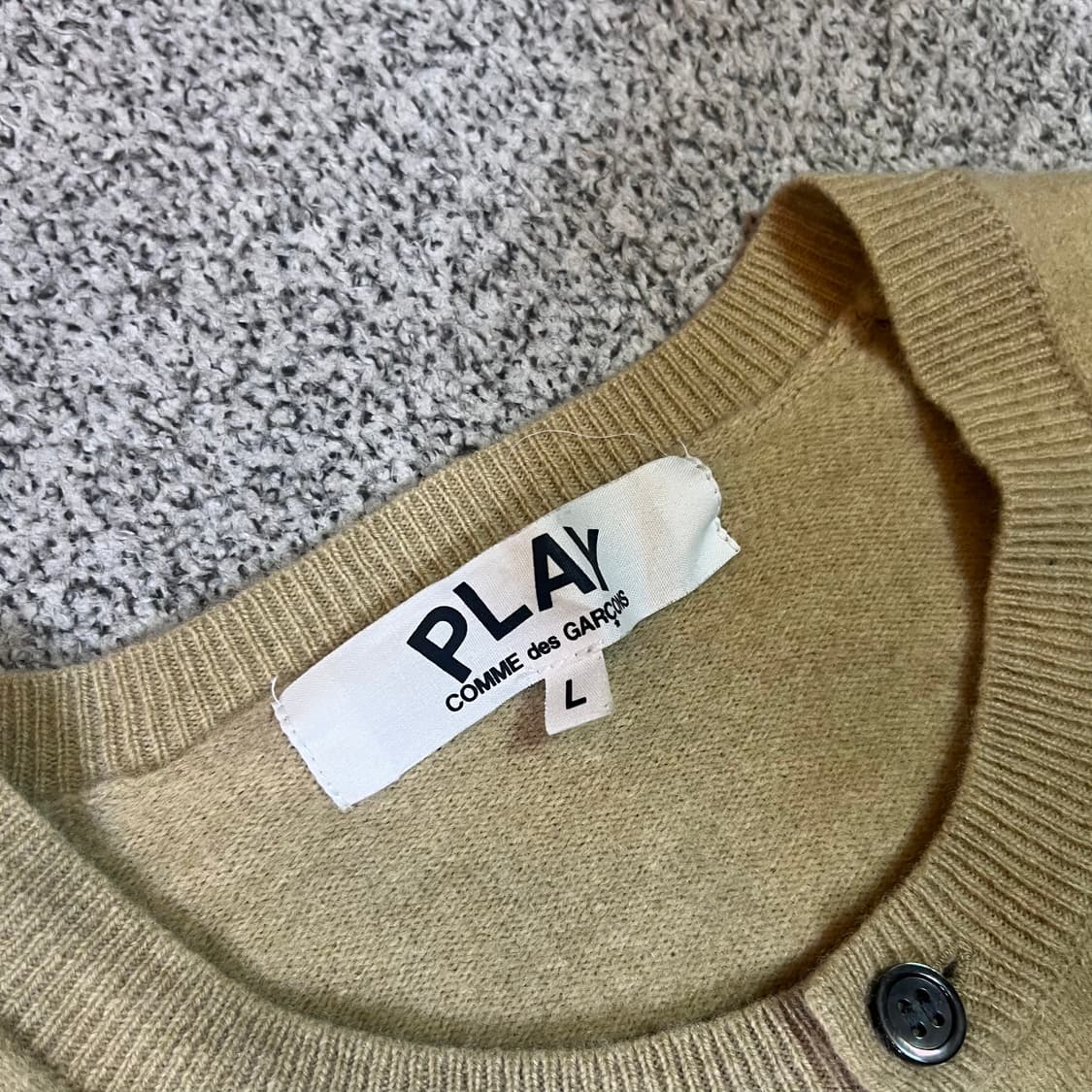 꼼데가르송 하트와펜 울 니트 가디건 상품이미지3