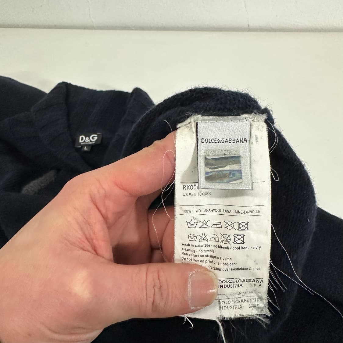 95-100 돌체앤가바나 D&G 다크네이비 버튼 백로고 숄카라 니트 상품이미지8
