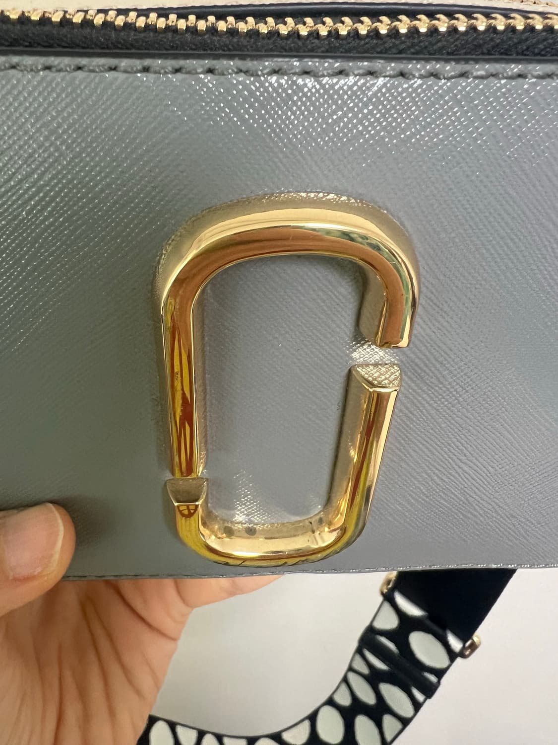 마크제이콥스 카메라가방 상품이미지5