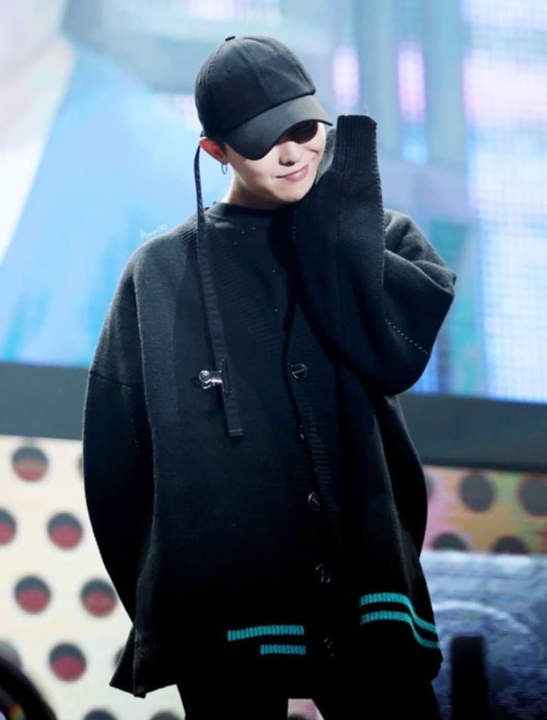 지드래곤 초판 롱스트랩 볼캡 상품이미지2