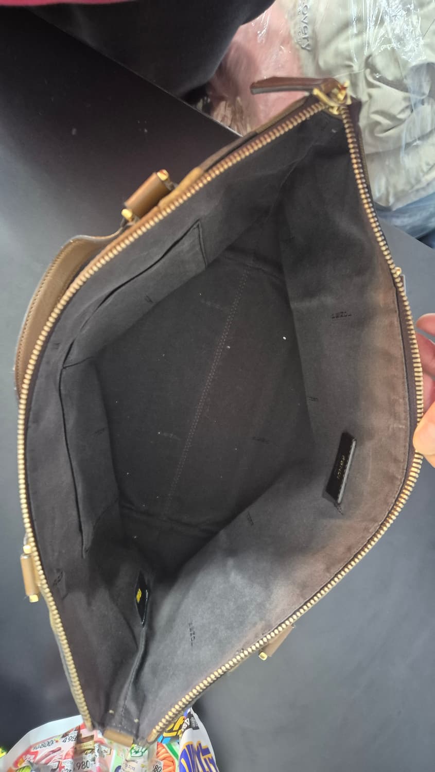 펜디 토트백 상품이미지8