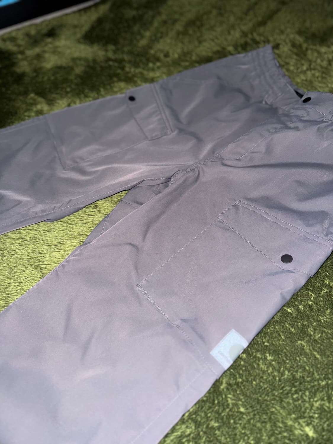 [S] 칼하트 WIP 리플렉티브 로고 카고 발토 팬츠 그레이 상품이미지5