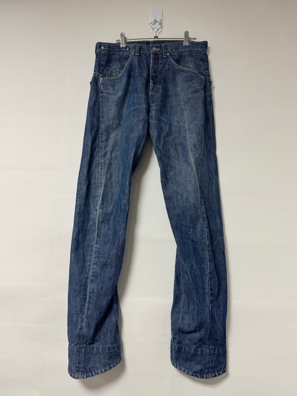 34/34) 리바이스 엔지니어드 유럽판 상품이미지1