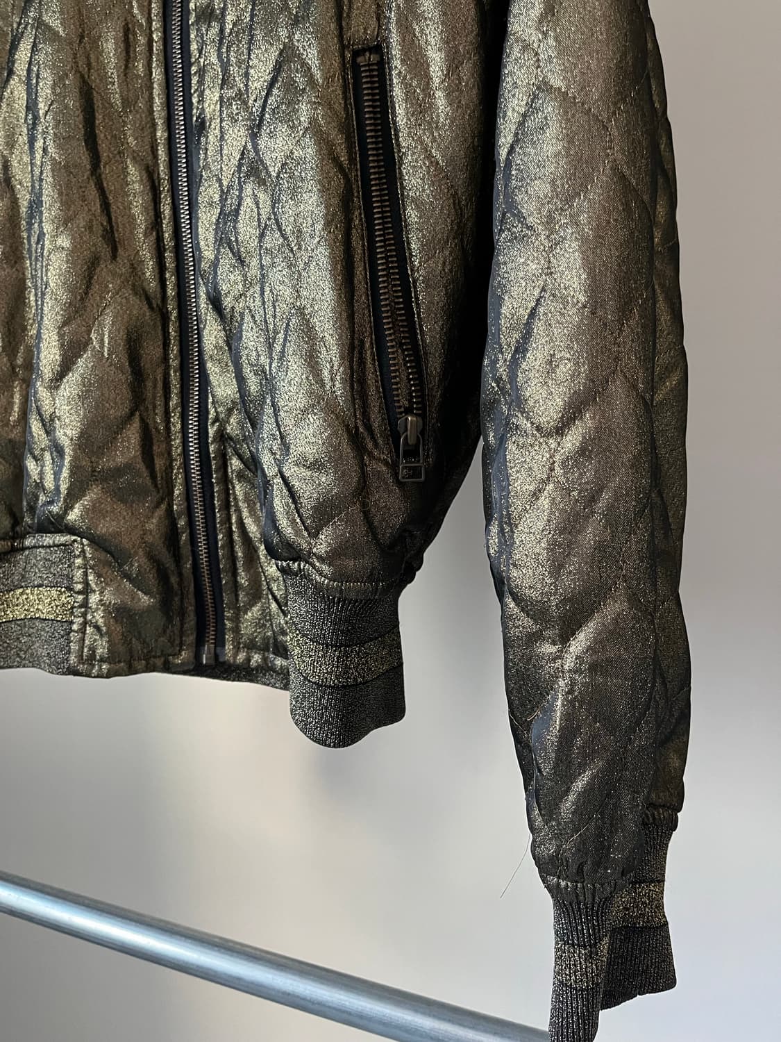 FICCE Yoshiyuki Konishi Glitter Bomber 상품이미지8