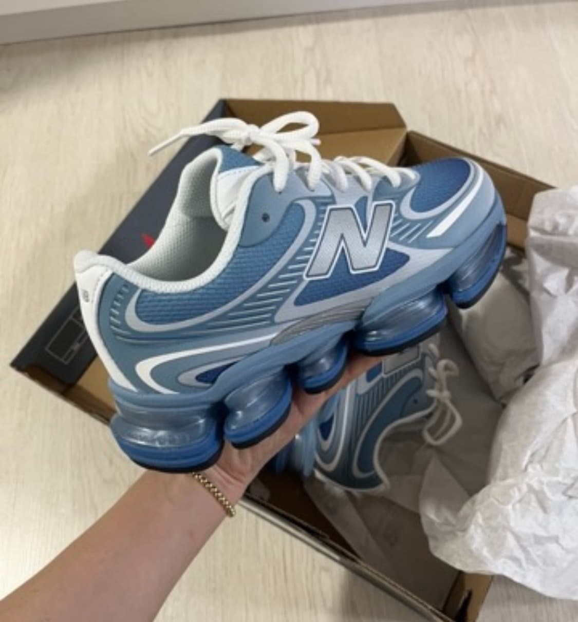 뉴발란스 2000 앱졸브 블루 240 나이키 살로몬 아식스 온러닝 베이프 상품이미지6