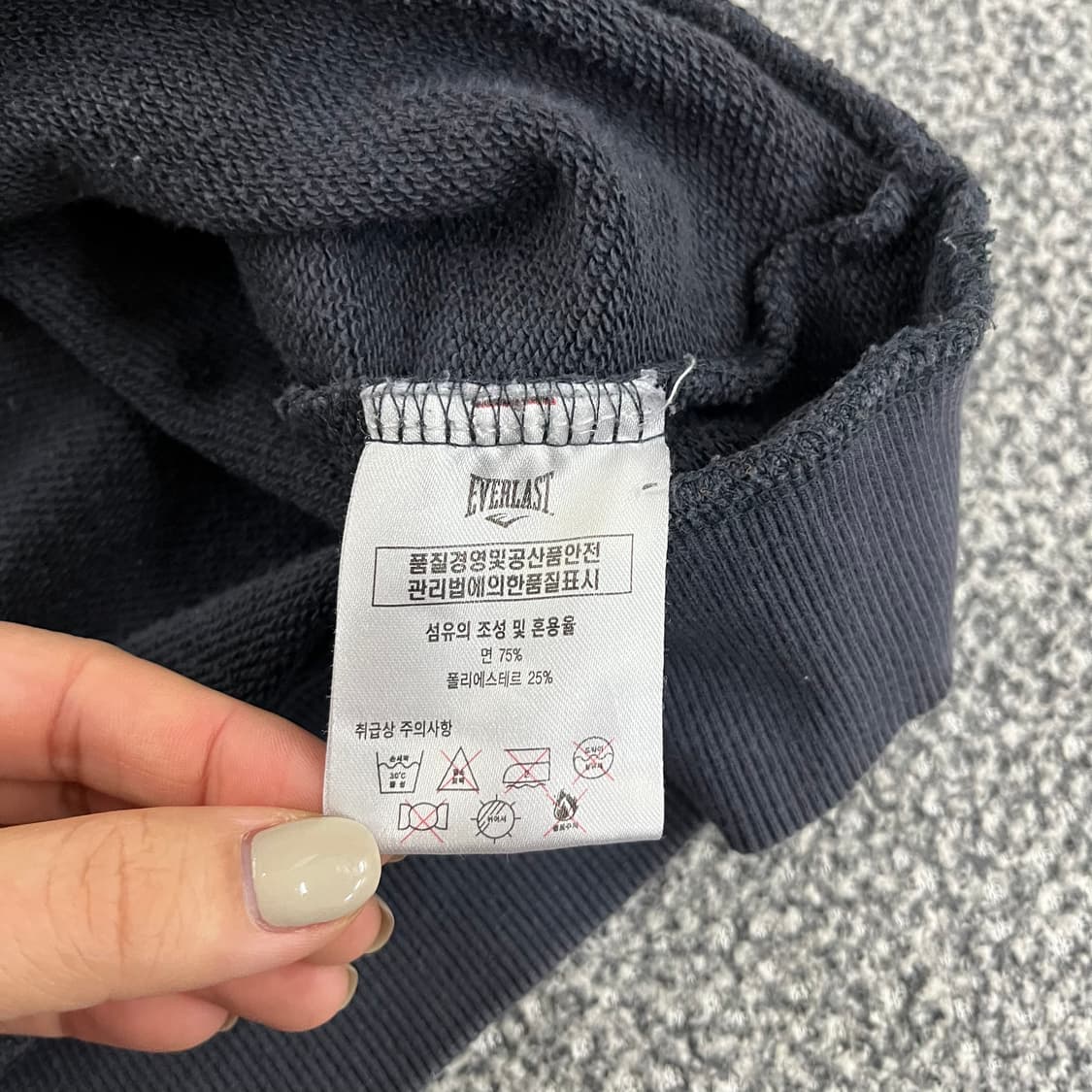 [100] 에버라스트 빈티지 라운드 긴팔 맨투맨 티셔츠 1103JM1 상품이미지6