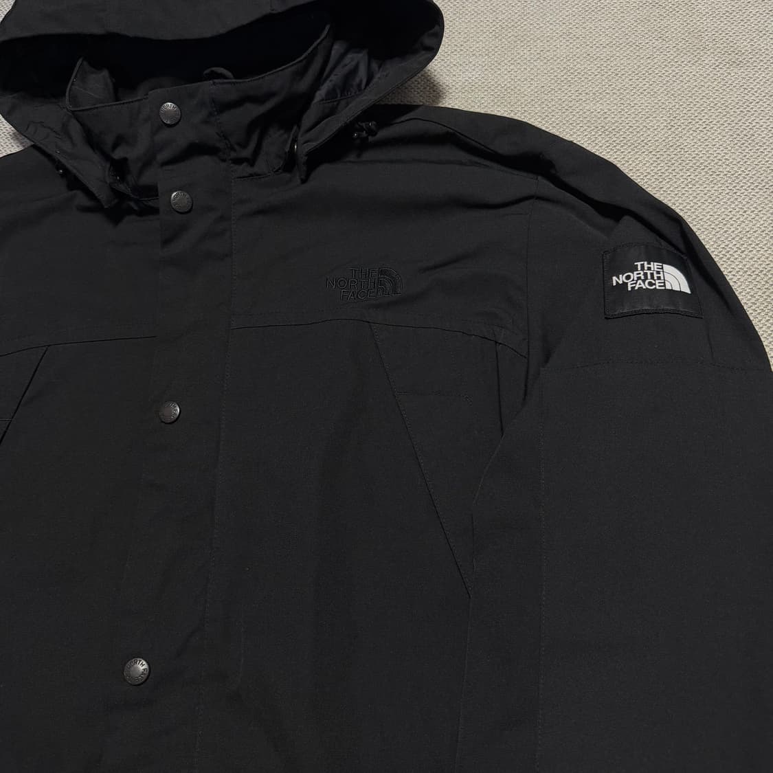 노스페이스 사이드로고 나일론 바람막이 상품이미지2