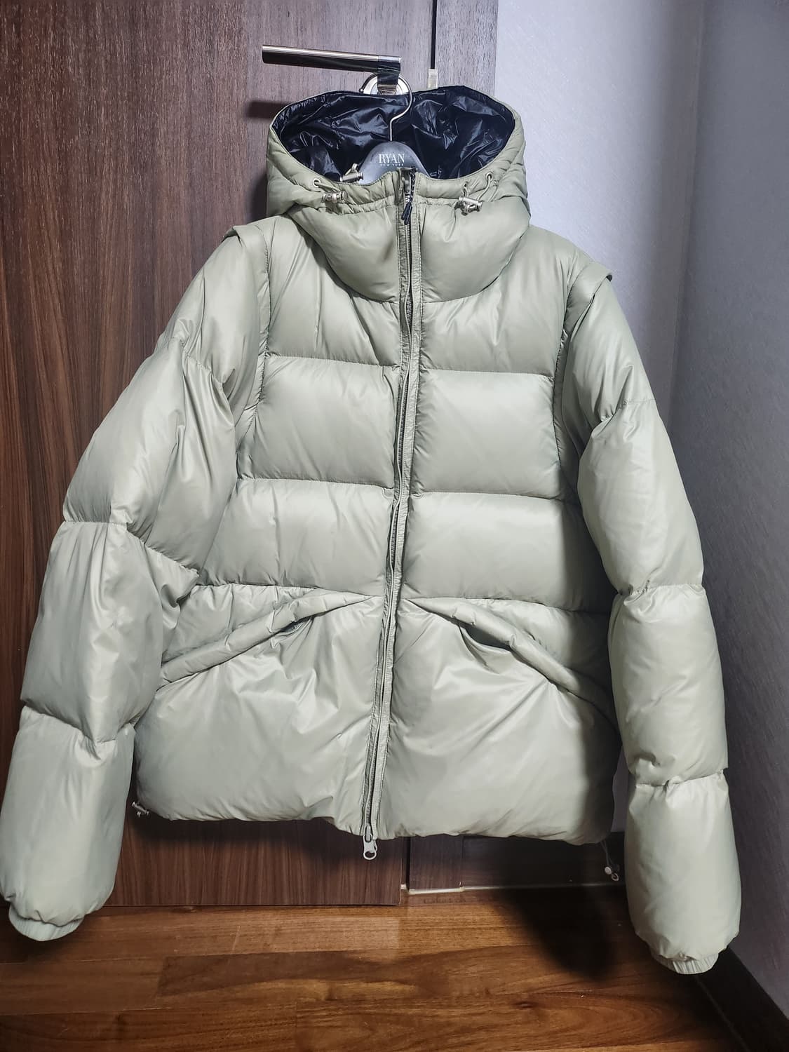 더바이닐하우스 리버시블 패디드 자켓 샌드 상품이미지7