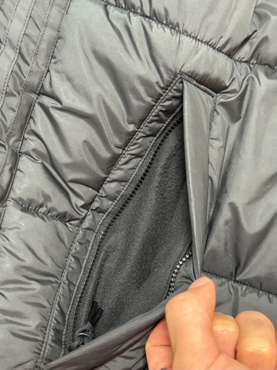 아디다스 패디드 스탠드 푸퍼패딩 상품이미지3