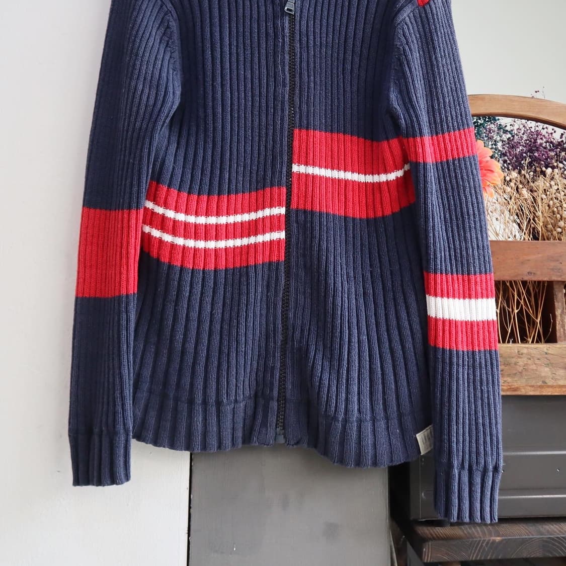 돌체앤가바나 스펠아웃 풀집업 니트 상품이미지3