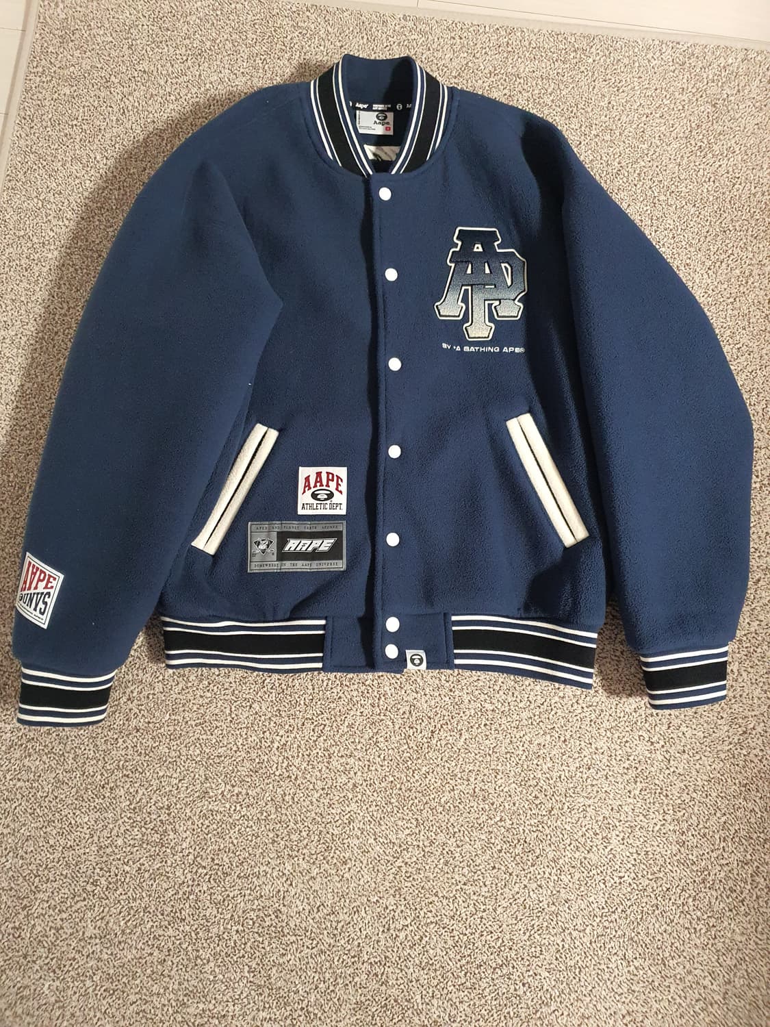 베이프 에이프 바시티 자켓 105사이즈 상품이미지2