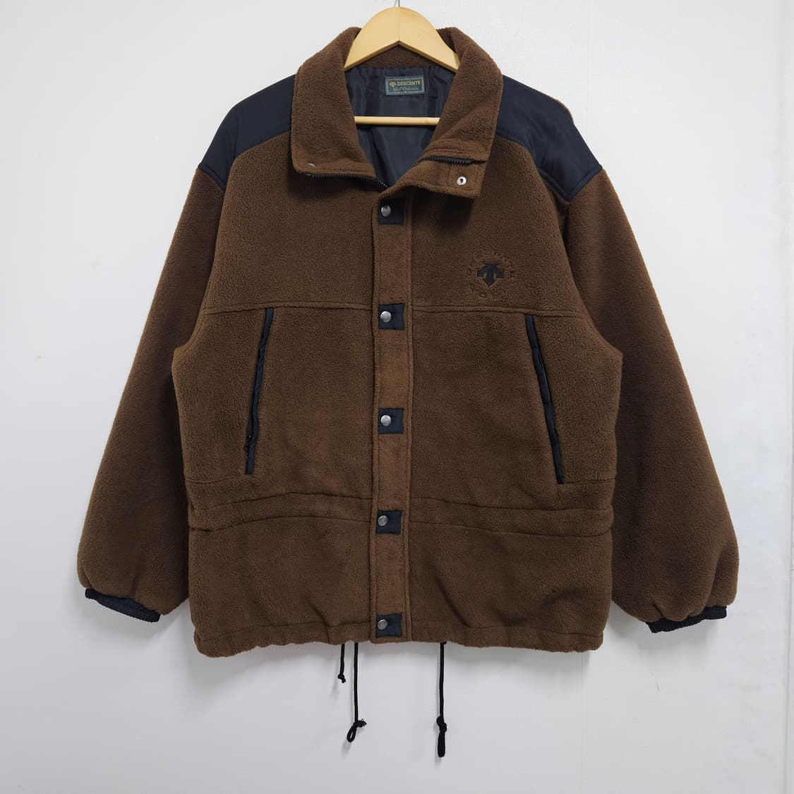 90s 올드스쿨 데상트 오버핏 브라운 플리스 자켓 상품이미지2