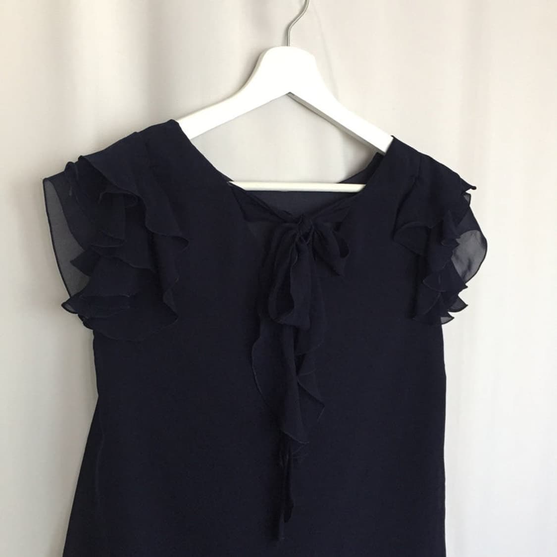 700. indigo flutter blouse 상품이미지7