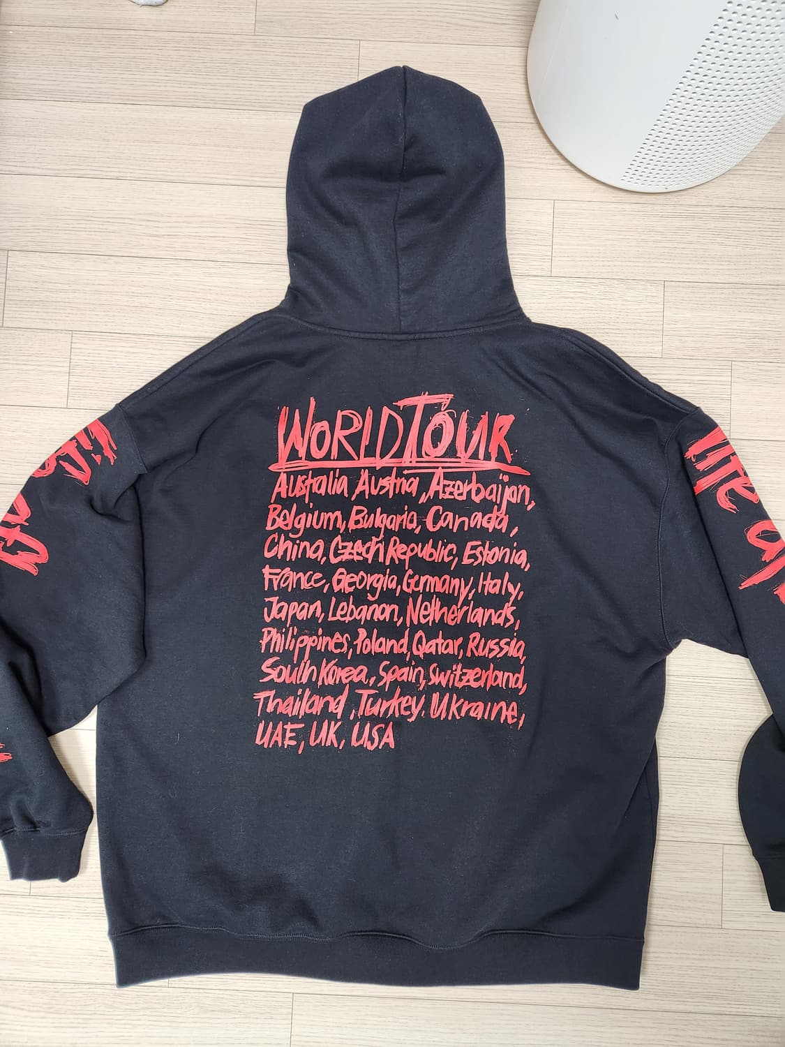 L 베트멍 월드투어 후드티 상품이미지2