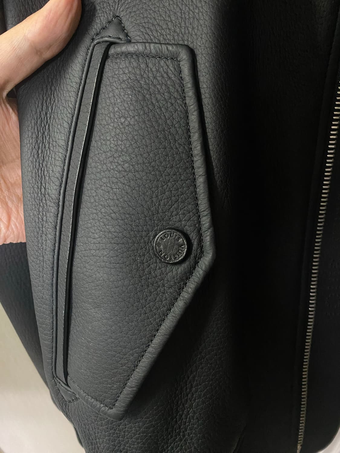 루이비통 사슴 가죽 자켓 무스탕 에비에이터 상품이미지7